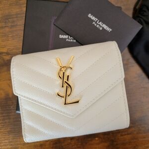 Fashion wallet